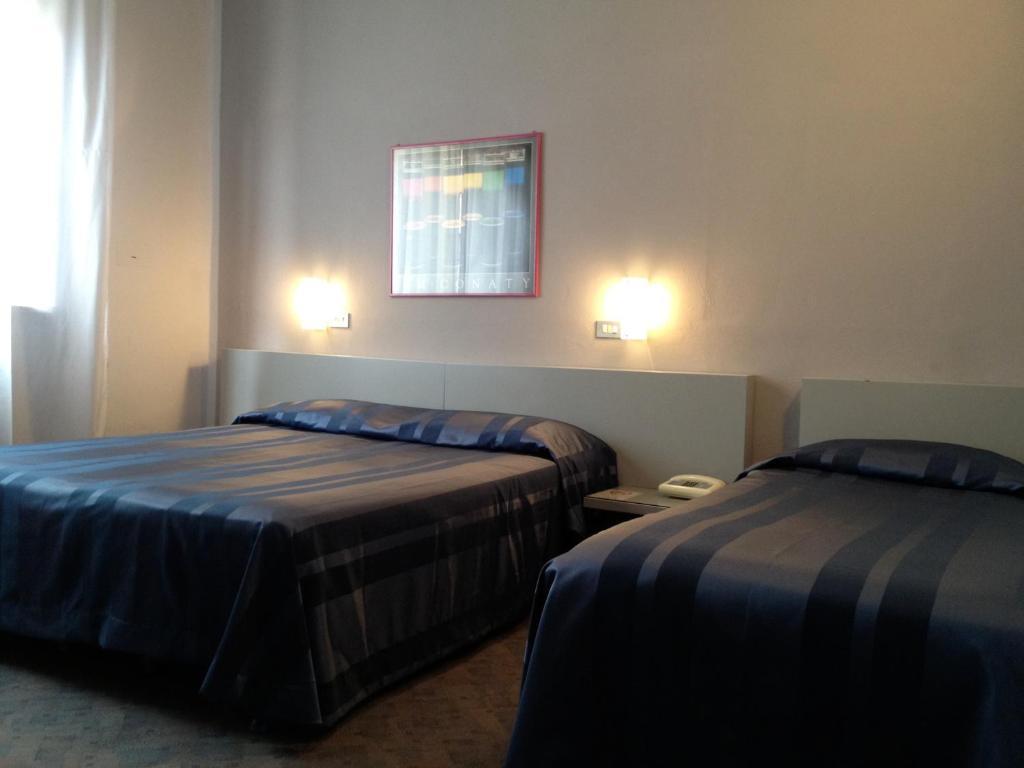 Hotel Milano 피스토이아 객실 사진