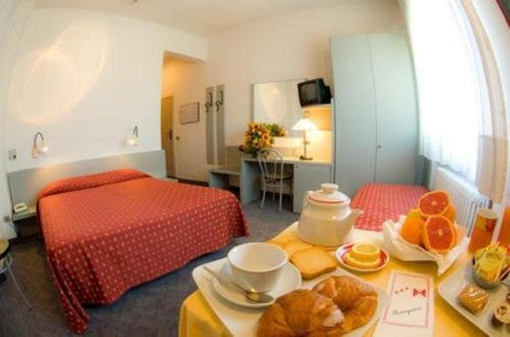 Hotel Milano 피스토이아 객실 사진